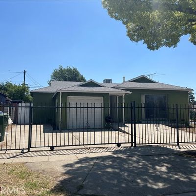 7810 Hazeltine Ave, Panorama City, CA 91402