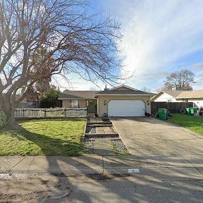 8 Echo Ln, Chico, CA 95928