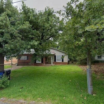 1012 W Hanna St, Denison, TX 75020