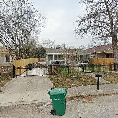 121 Vista Rd, San Antonio, TX 78210