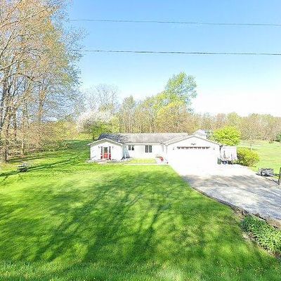 10675 Hopkins Rd, Garrettsville, OH 44231