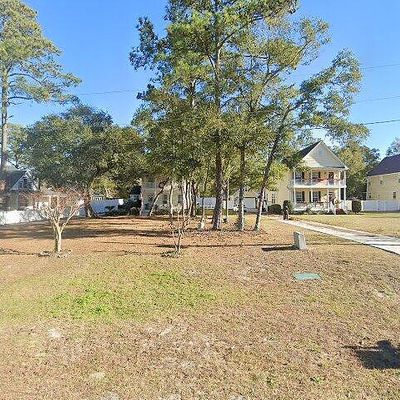 108 Highland Park Ave, Southport, NC 28461