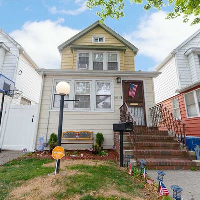 10918 221 St St, Queens Village, NY 11429
