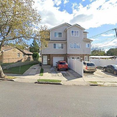 1092 Willowbrook Rd, Staten Island, NY 10314
