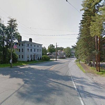 11 Elm St, Limerick, ME 04048