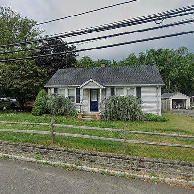 15 Pension Rd, Manalapan, NJ 07726