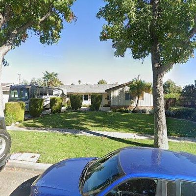 1372 N 2 Nd Ave, Upland, CA 91786