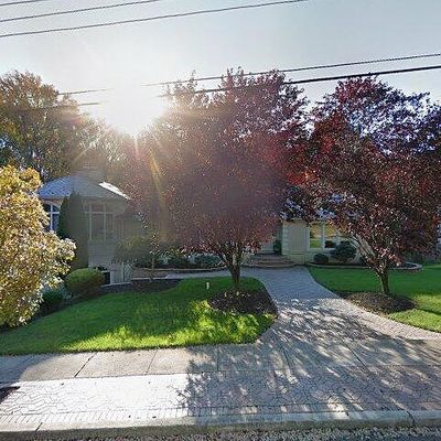 14 Carol Dr, Clementon, NJ 08021