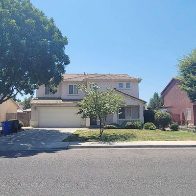 1821 Pioneer Ave, Porterville, CA 93257