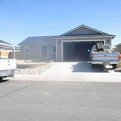 1827 Endeavor Ln, Fernley, NV 89408