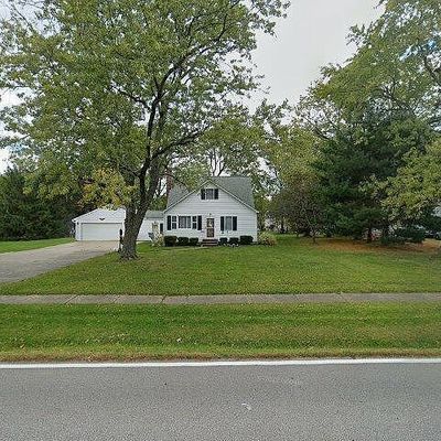 18438 Cook Ave, Strongsville, OH 44136