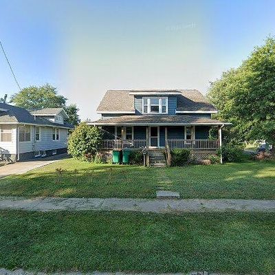 1868 Grand Ave, Galesburg, IL 61401