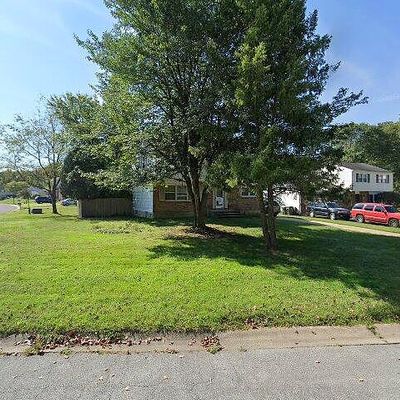 2 Berwick Ct, Newark, DE 19702