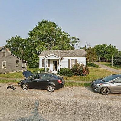 200 S Clinton St, New Athens, IL 62264