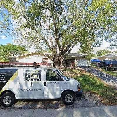1627 S Hermitage Rd, Fort Myers, FL 33919