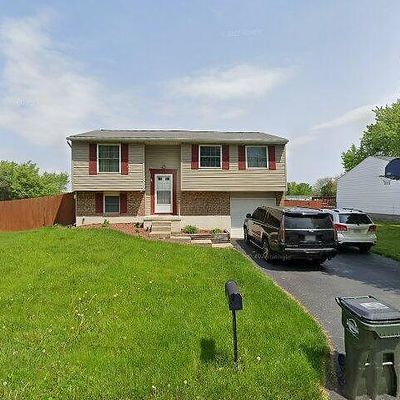 168 Lexington Farm Rd, Englewood, OH 45322