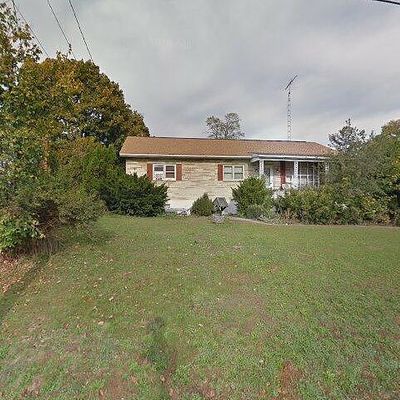 175 Highland Dr, Chambersburg, PA 17202