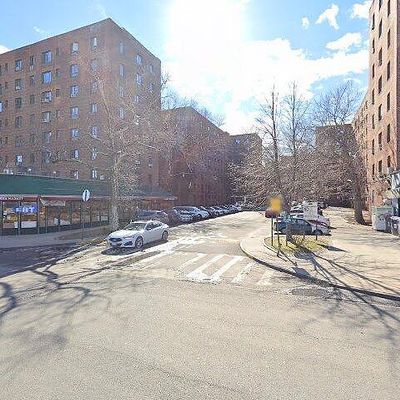 2240 E Tremont Ave #5 H, Bronx, NY 10462