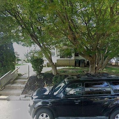 225 Summit Ave, Conshohocken, PA 19428