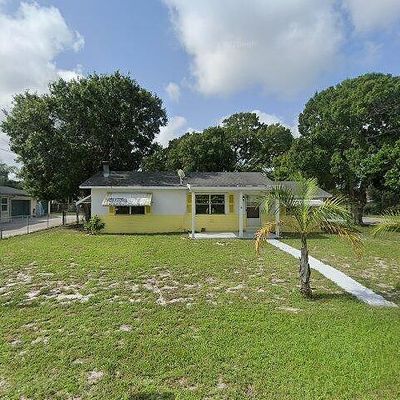 229 Osceola Ave, Fort Pierce, FL 34982