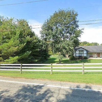 23 Dynamite Rd, Washington, PA 15301