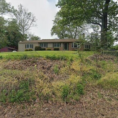 2320 Terwood Dr, Huntingdon Valley, PA 19006