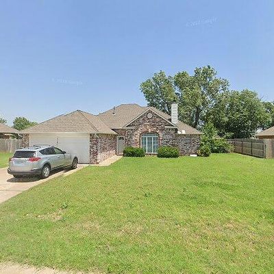 2417 Liberty Ln, Enid, OK 73703