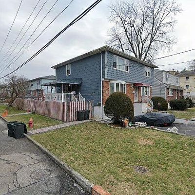 25 Summerfield St, Yonkers, NY 10701