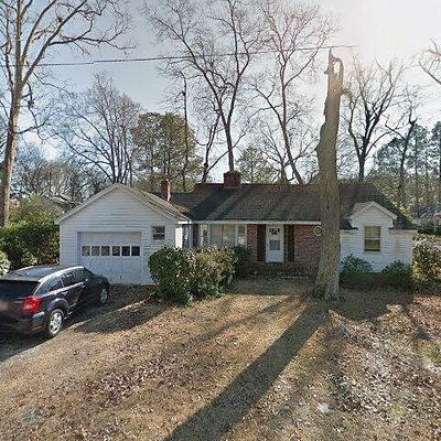 211 Young Dr, Clinton, SC 29325