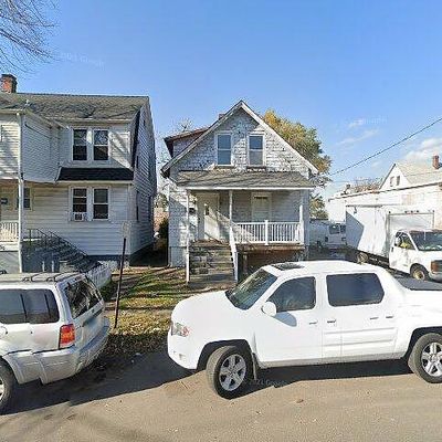 212 Fulton Ter, New Haven, CT 06512