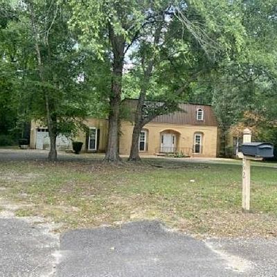 2162 Tanglewood Rd, Sumter, SC 29154