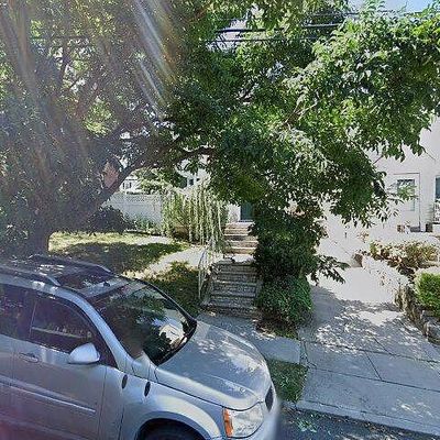 22 University Pl, Staten Island, NY 10301