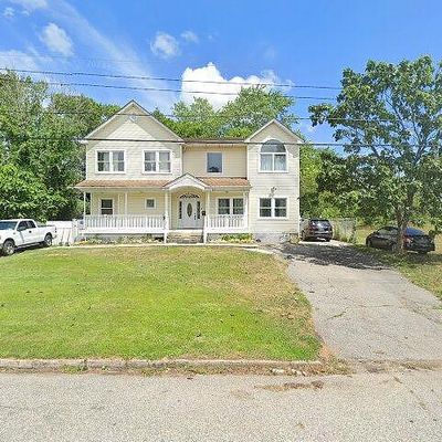 2903 New London Ave, Medford, NY 11763