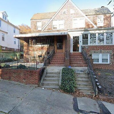 2906 E Strathmore Ave, Baltimore, MD 21214