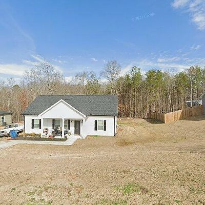 302 Tullyton Dr, Fountain Inn, SC 29644