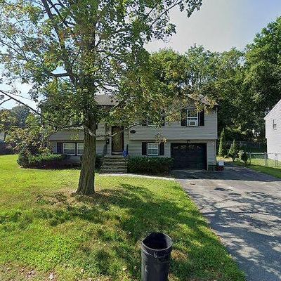 27 Davis St, Woburn, MA 01801