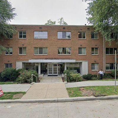 2710 Macomb St Nw #318, Washington, DC 20008