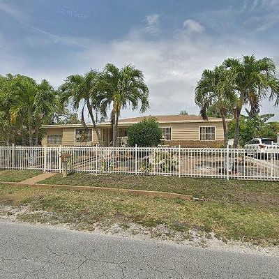 279 Nw 139 Th St, North Miami, FL 33168