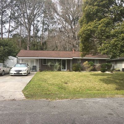 38 Merrydell Dr, Savannah, GA 31419