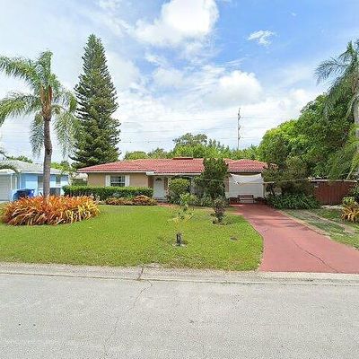 3880 18 Th Ave N, Saint Petersburg, FL 33713