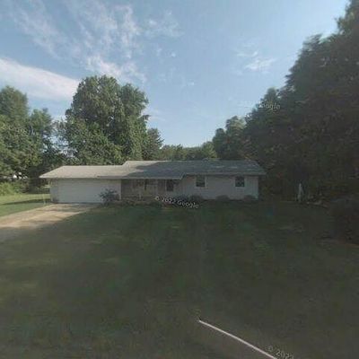 390 Smith Dr, Tallmadge, OH 44278