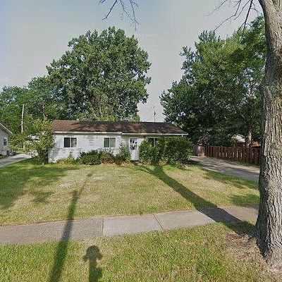 391 Laurel Dr, Berea, OH 44017