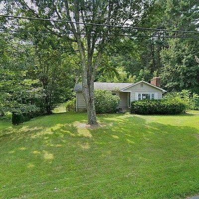 393 Stebbins St, Belchertown, MA 01007