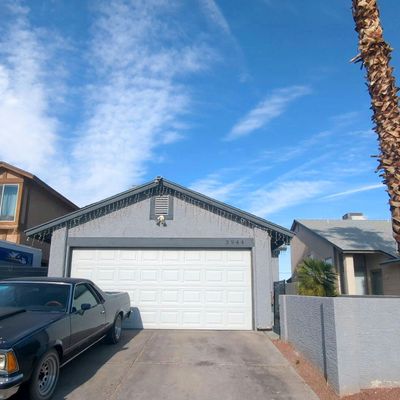 3944 Steinbeck Dr, Las Vegas, NV 89115