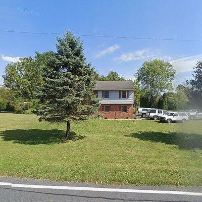 405 Hill Rd, Denver, PA 17517