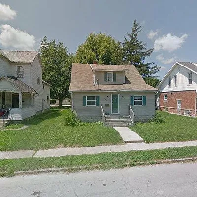 409 Gibbs Ave, Wapakoneta, OH 45895