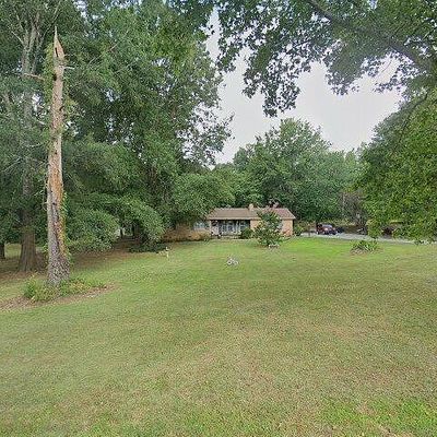 323 Lakeview Dr, Wadesboro, NC 28170