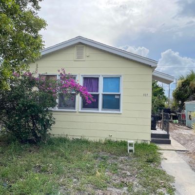 327 N H St, Lake Worth Beach, FL 33460