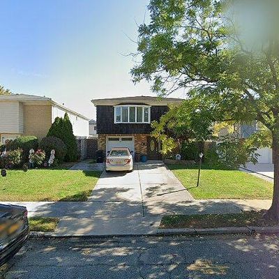 33 Deserre Ave, Staten Island, NY 10312