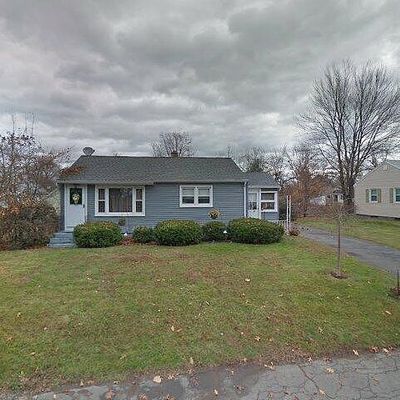 33 Fairhaven Dr, Indian Orchard, MA 01151